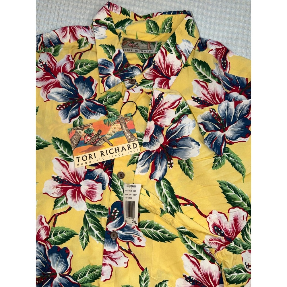 Tori Richard Hawaiian Shirt Mens 2XL Yellow Hibiscus Floral Rayon Camp Aloha